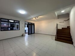 Sennett Estate (D13), Terrace #546670981